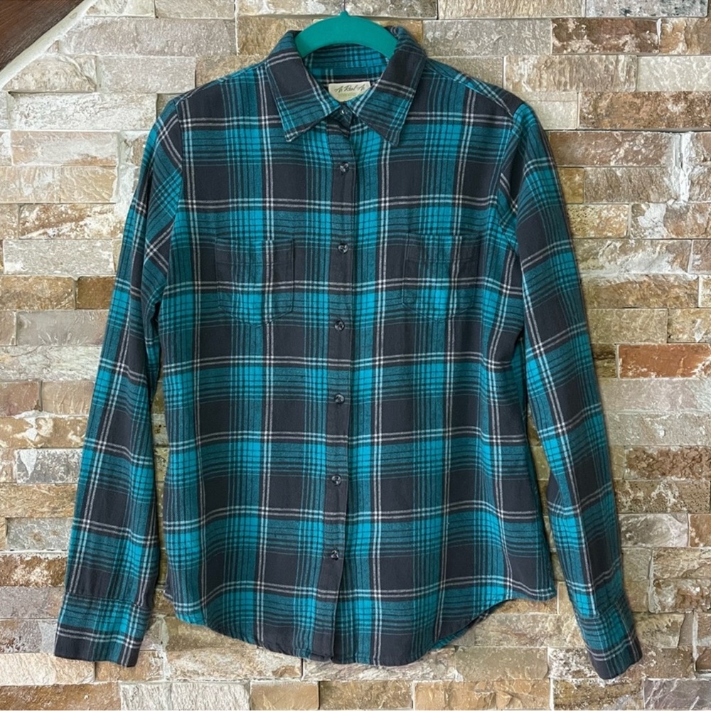 Bundle of 4 Flannel Button Down Shirts